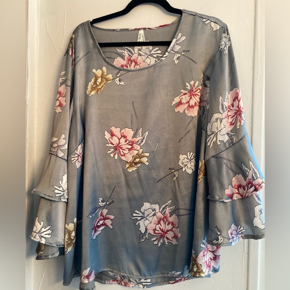 Live 4 Truth shiny top